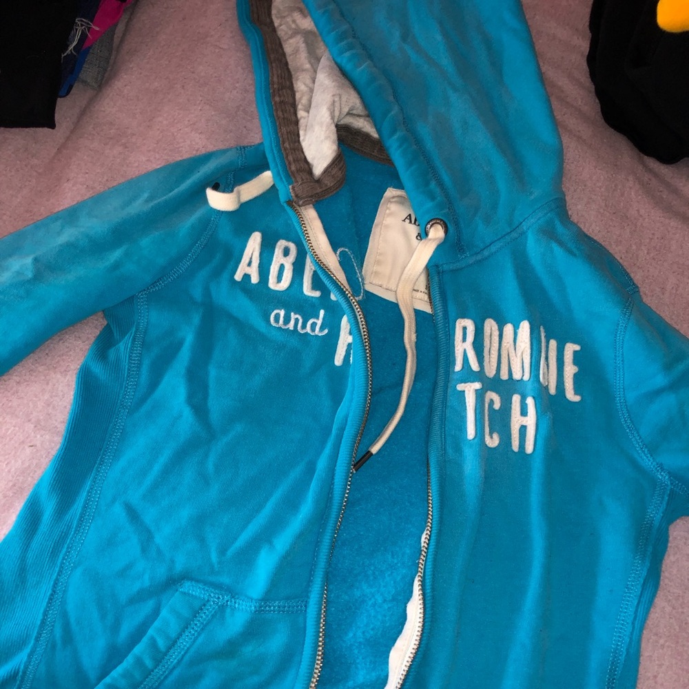 Abercrombie & Fitch zip up